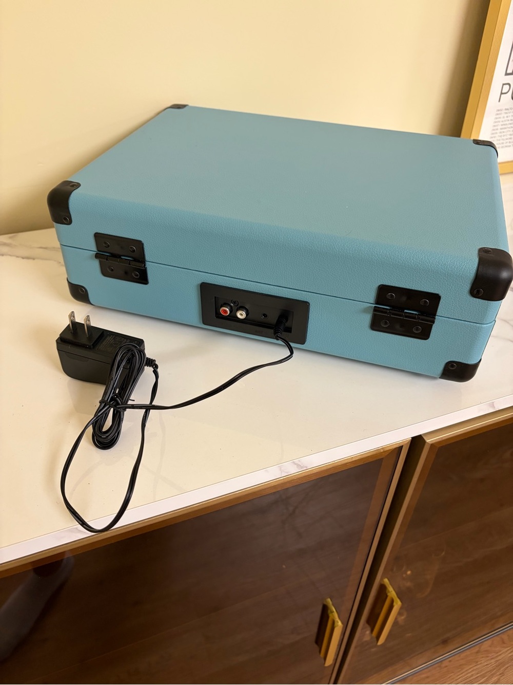 Crosley Sky Blue Portable Suitcase Turntable - Picture 3 of 4